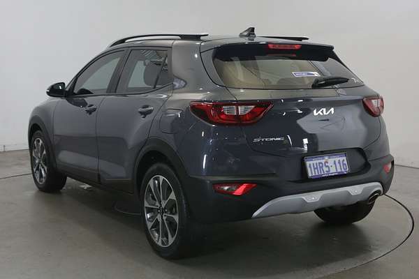 2024 Mitsubishi Outlander LS ZM