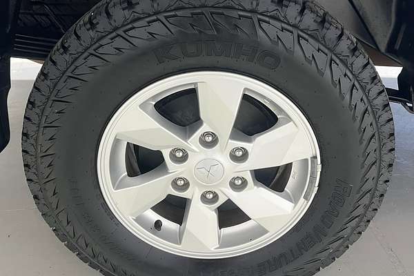 2022 Mitsubishi Triton GLX+ MR 4X4