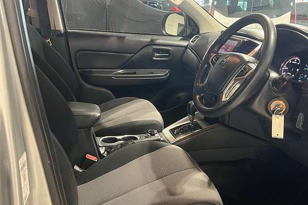 2022 Mitsubishi Triton GLX+ MR 4X4