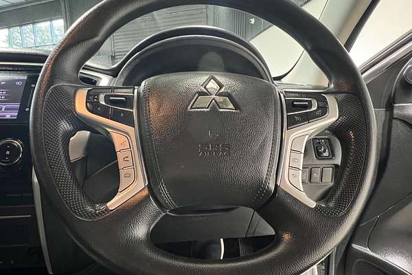 2022 Mitsubishi Triton GLX+ MR 4X4