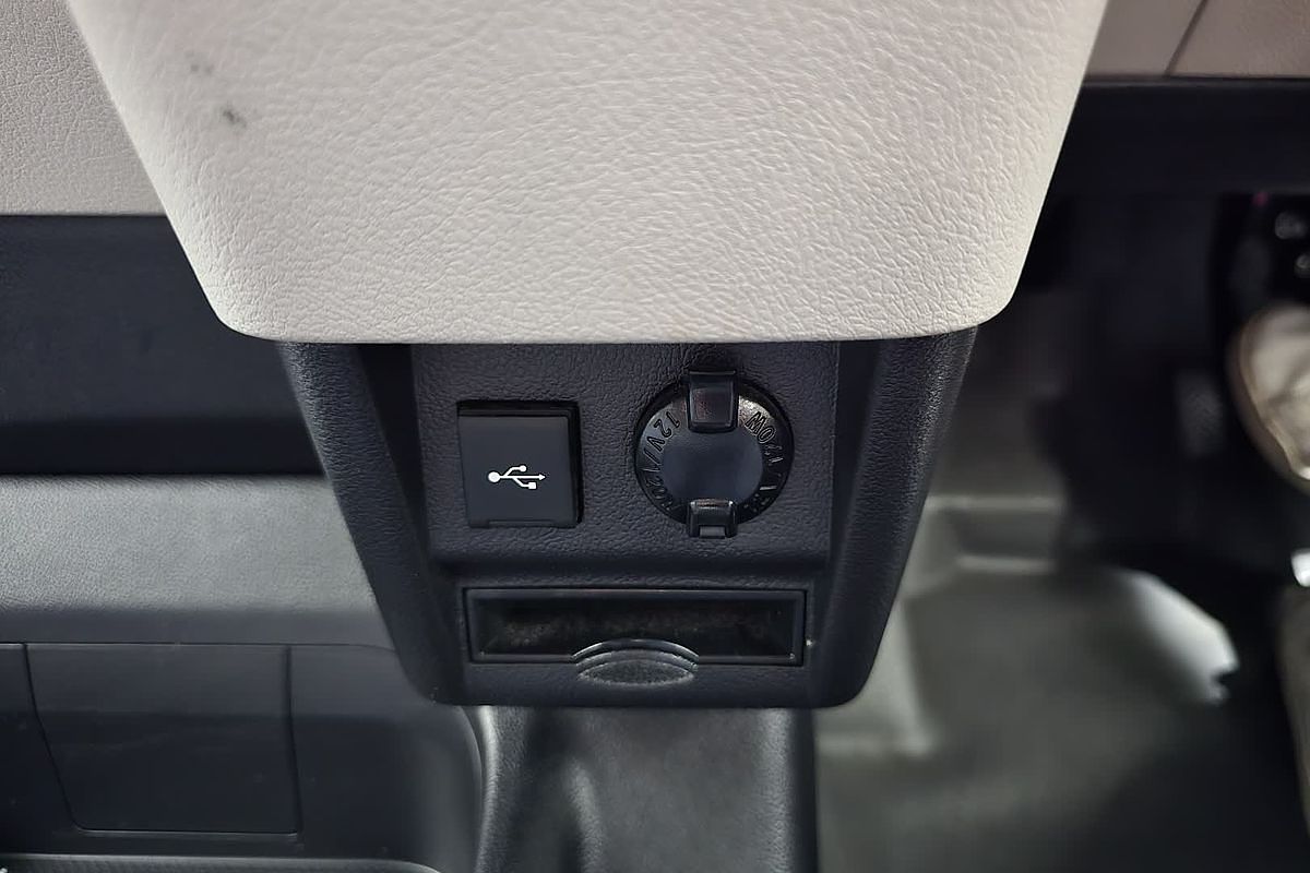 2021 Toyota Hiace Hiace Van LWB 2.8L T Diesel Automatic GDH300R LWB