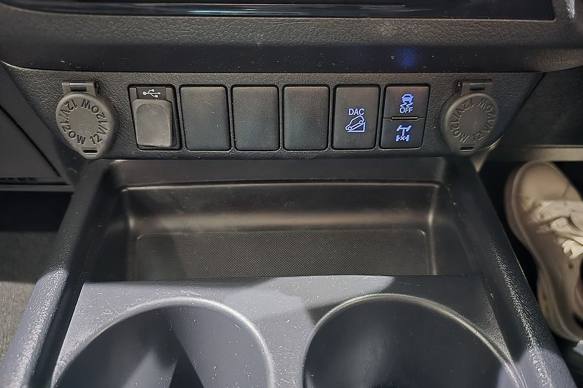 2021 Toyota Hilux SR5 GUN126R 4X4