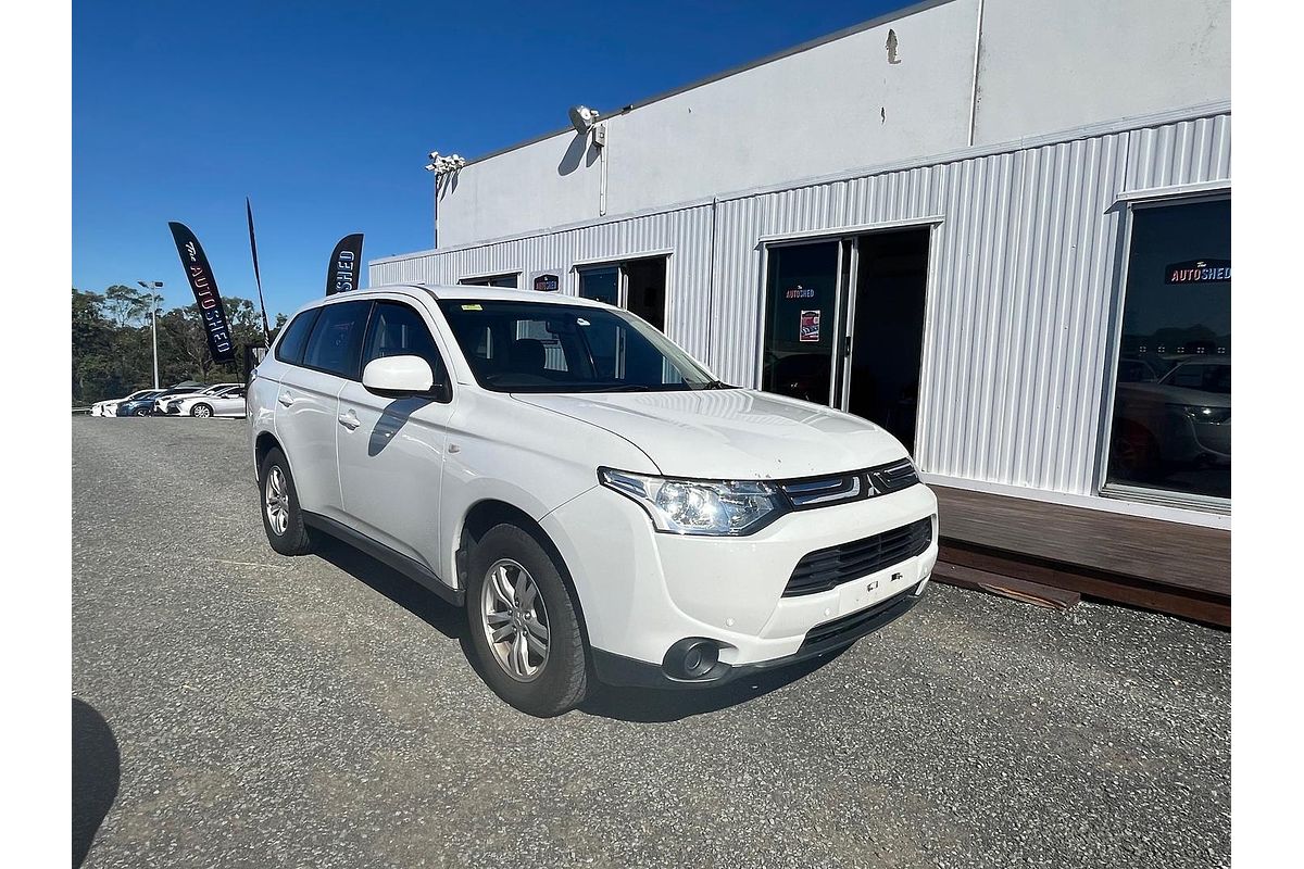 2012 Mitsubishi Outlander ES ZJ