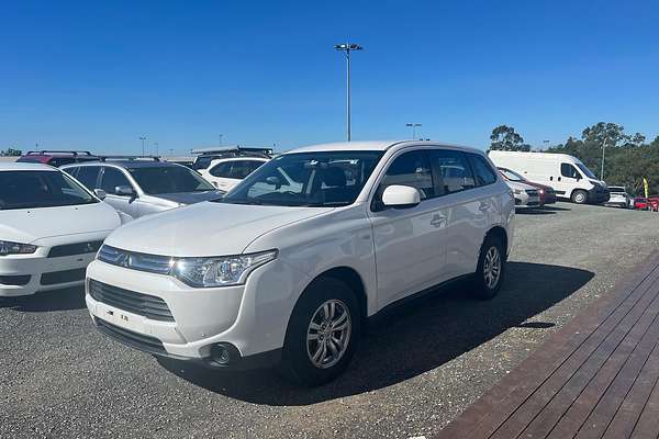 2012 Mitsubishi Outlander ES ZJ