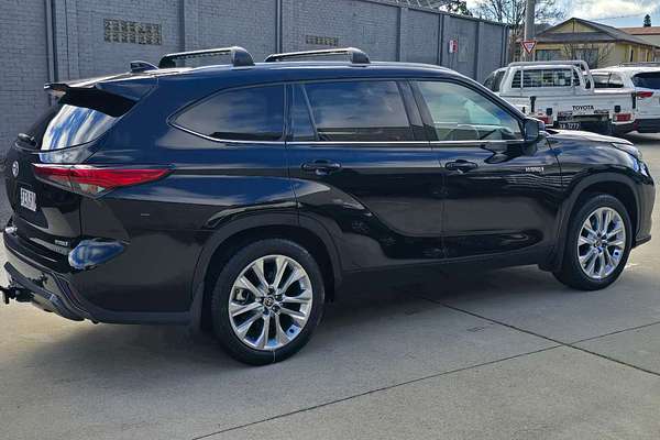 2023 Toyota Kluger Grande AXUH78R