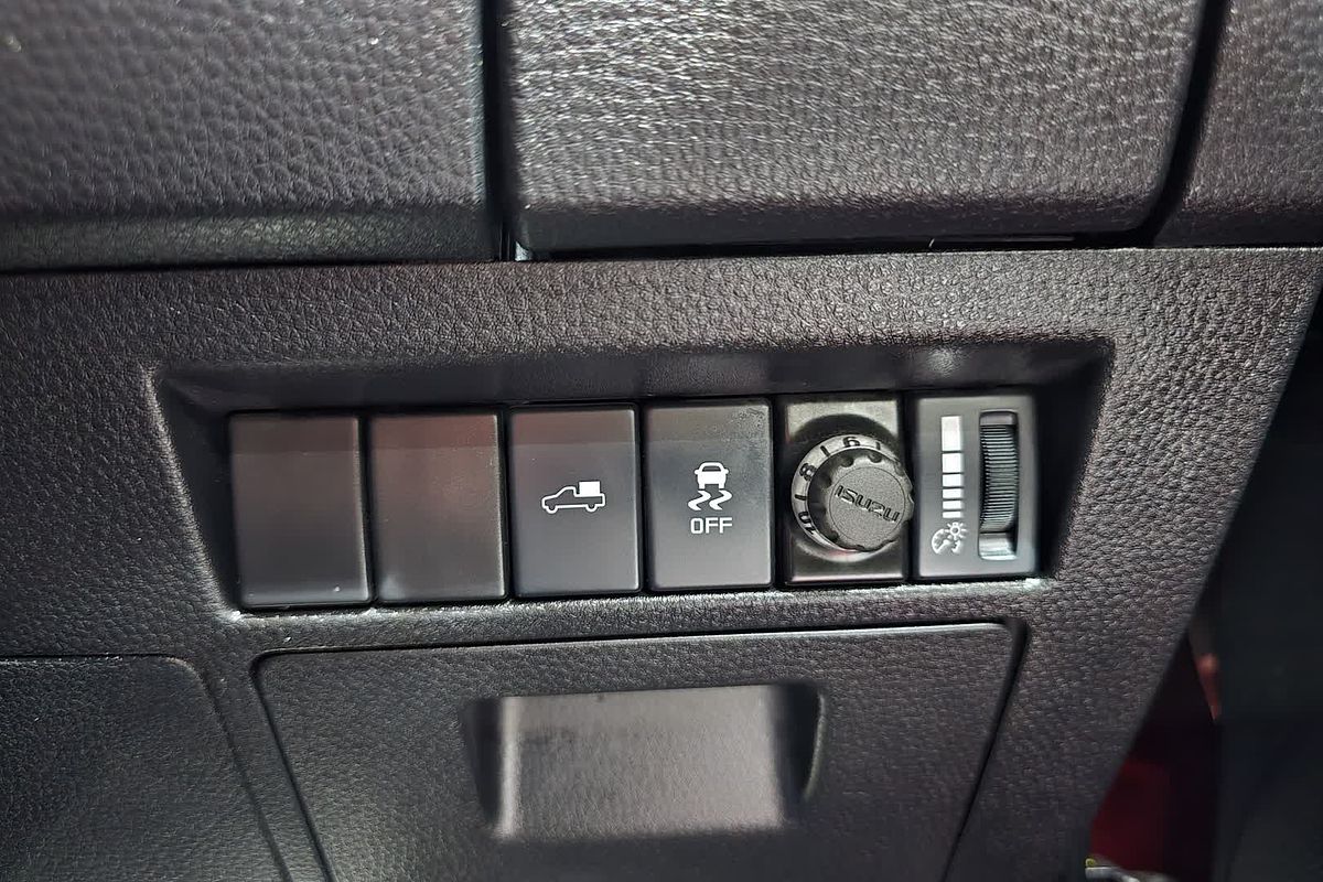 2022 Isuzu D-MAX D-MAX X-TERRAIN (4x4) TOR3022 4X4