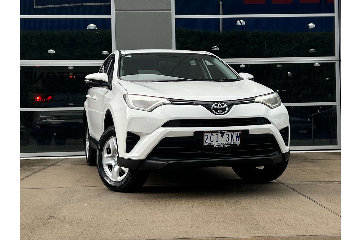 2017 Toyota RAV4 GX ZSA42R