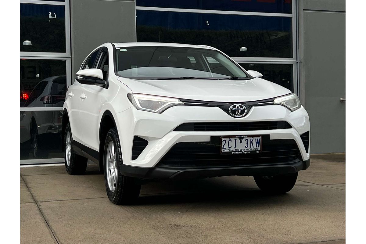 2017 Toyota RAV4 GX ZSA42R