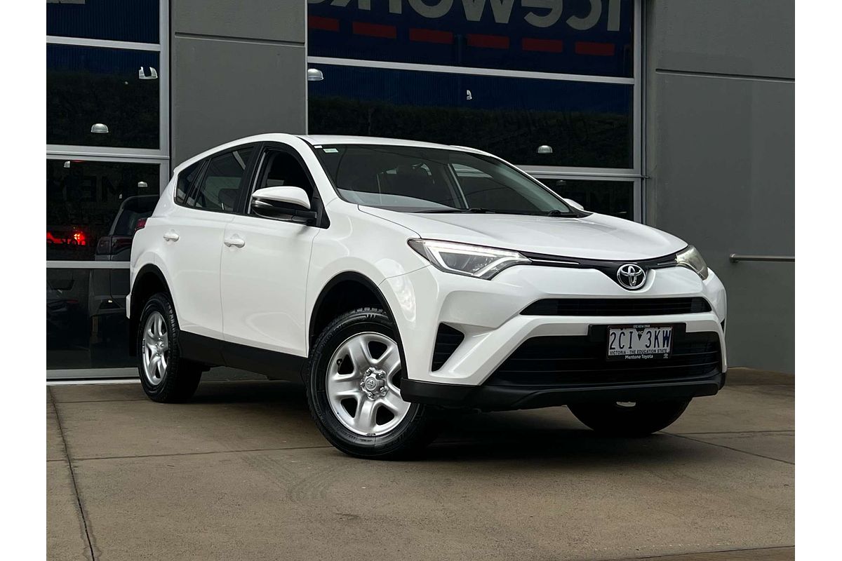 2017 Toyota RAV4 GX ZSA42R