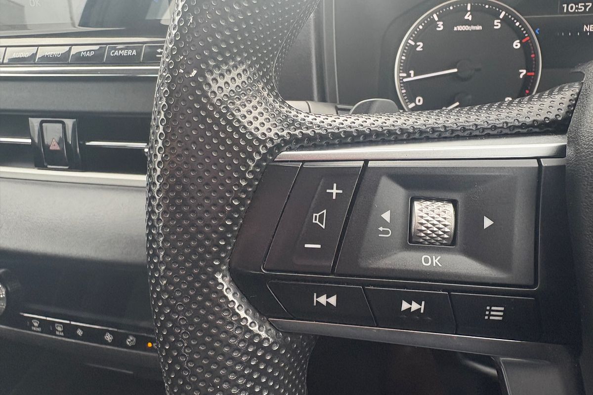 2022 Mitsubishi Outlander ES ZM