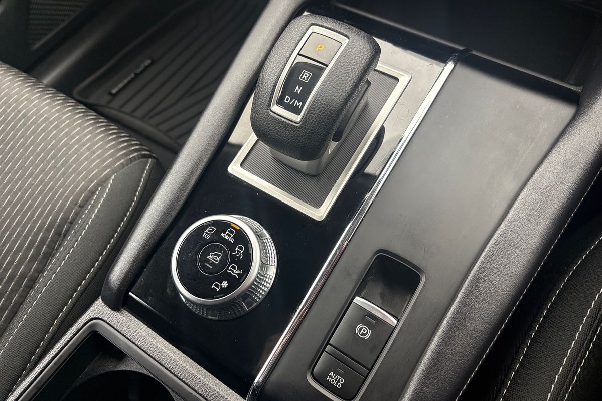 2022 Mitsubishi Outlander ES ZM