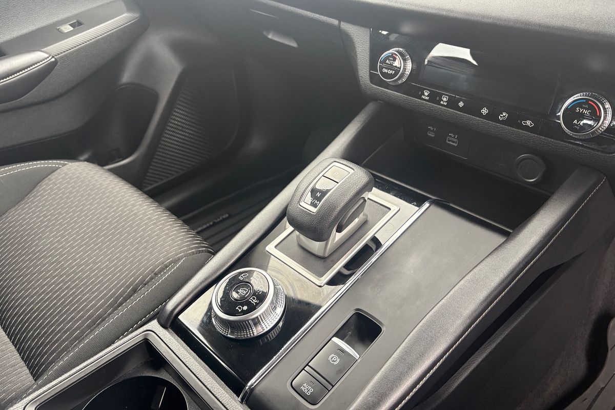 2022 Mitsubishi Outlander ES ZM