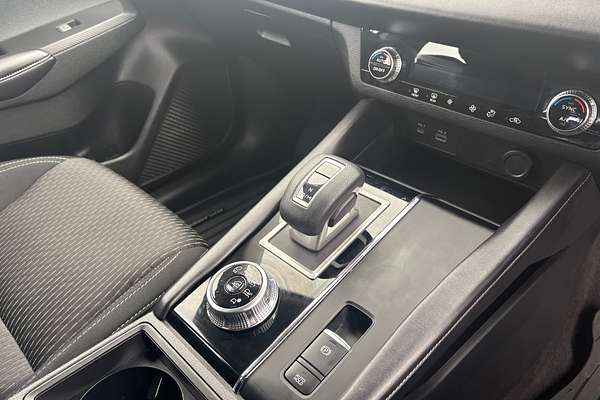 2022 Mitsubishi Outlander ES ZM