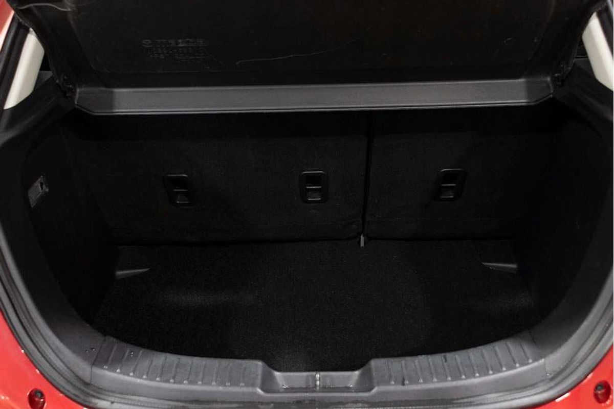 2015 Mazda 2 Maxx DJ Series