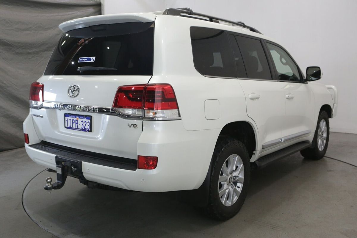 2019 Toyota Landcruiser Sahara VDJ200R