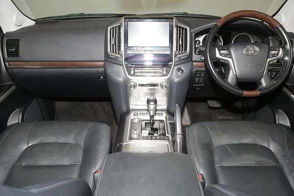 2019 Toyota Landcruiser Sahara VDJ200R