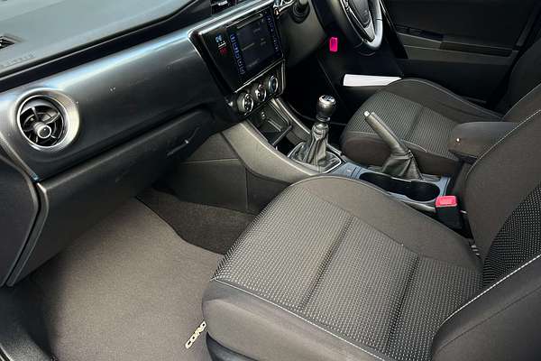 2015 Toyota Corolla Ascent Sport ZRE182R