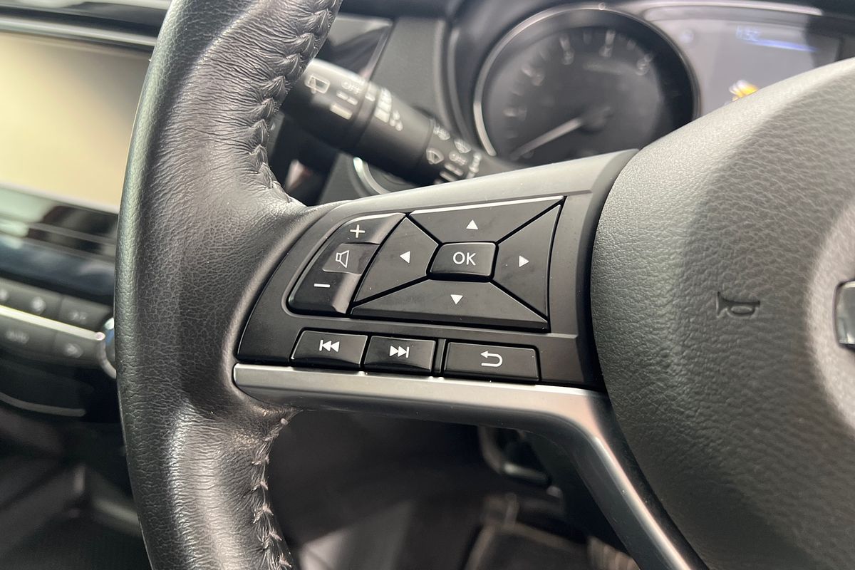2017 Nissan X-TRAIL ST-L T32 Series II