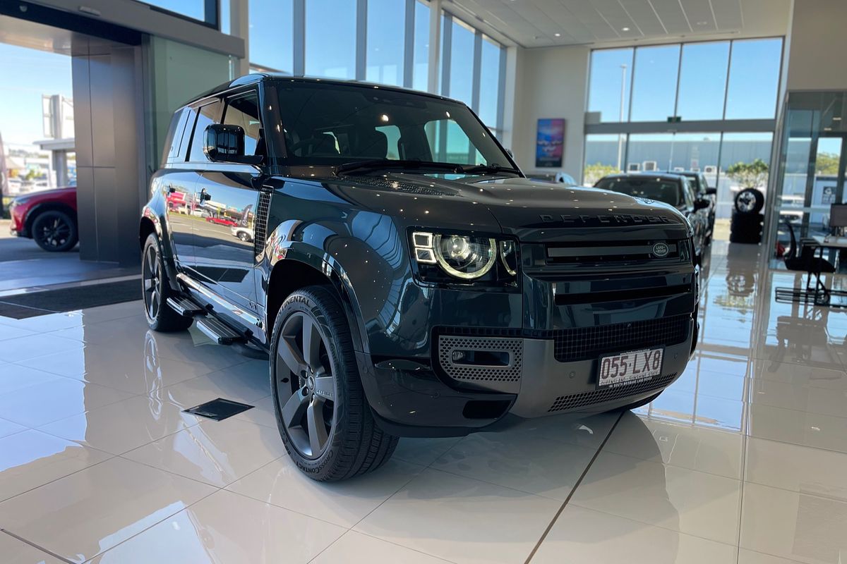 2021 Land Rover Defender 110 P525 V8 L663