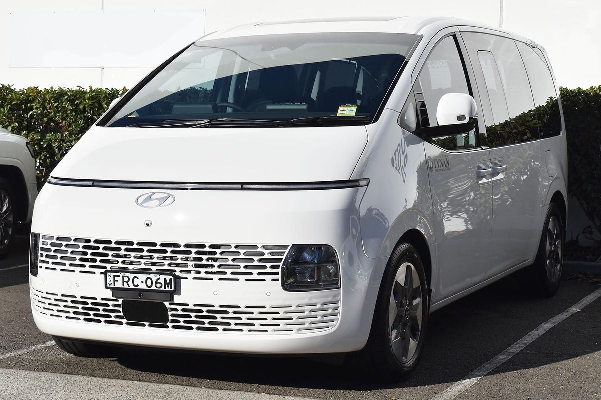 2025 Hyundai STARIA Highlander US4.V3