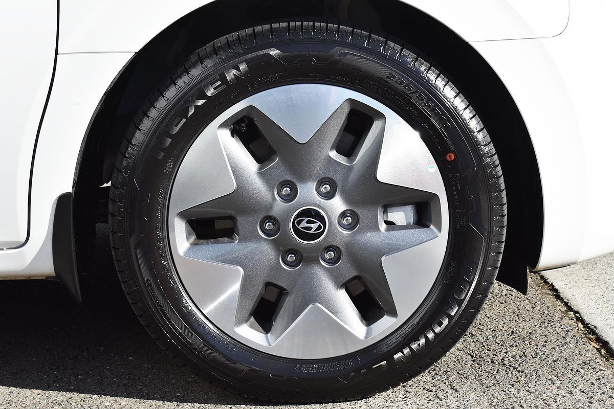 2025 Hyundai STARIA Highlander US4.V3