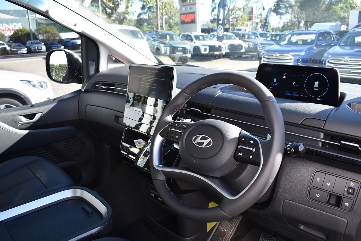 2025 Hyundai STARIA Highlander US4.V3