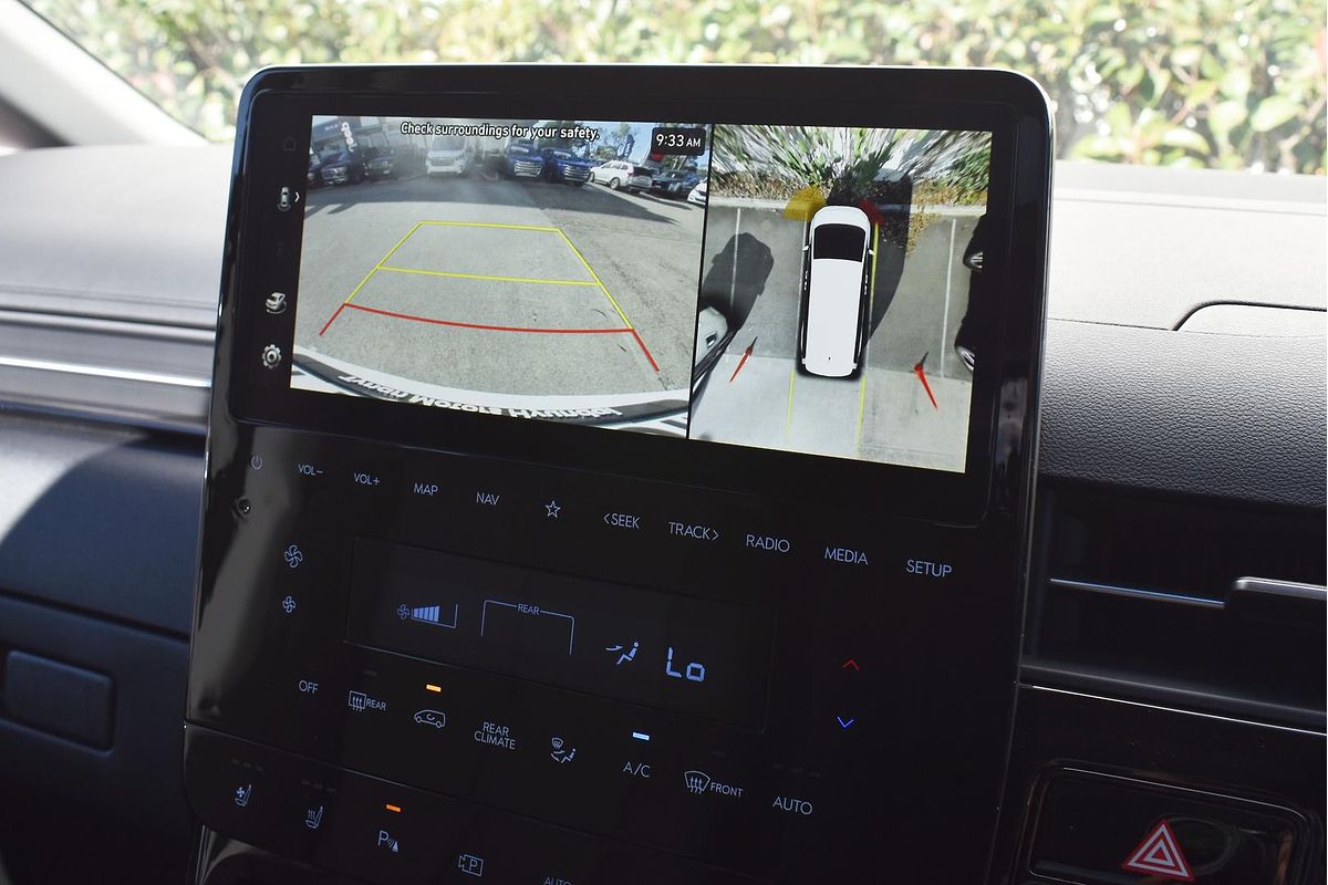 2025 Hyundai STARIA Highlander US4.V3