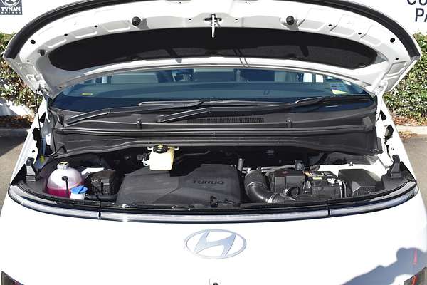 2025 Hyundai STARIA Highlander US4.V3