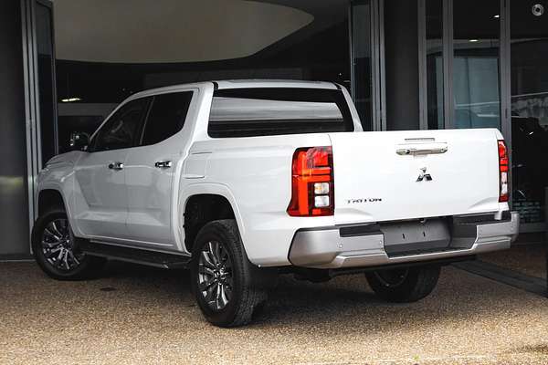 2025 Mitsubishi Triton GLS MV 4X4