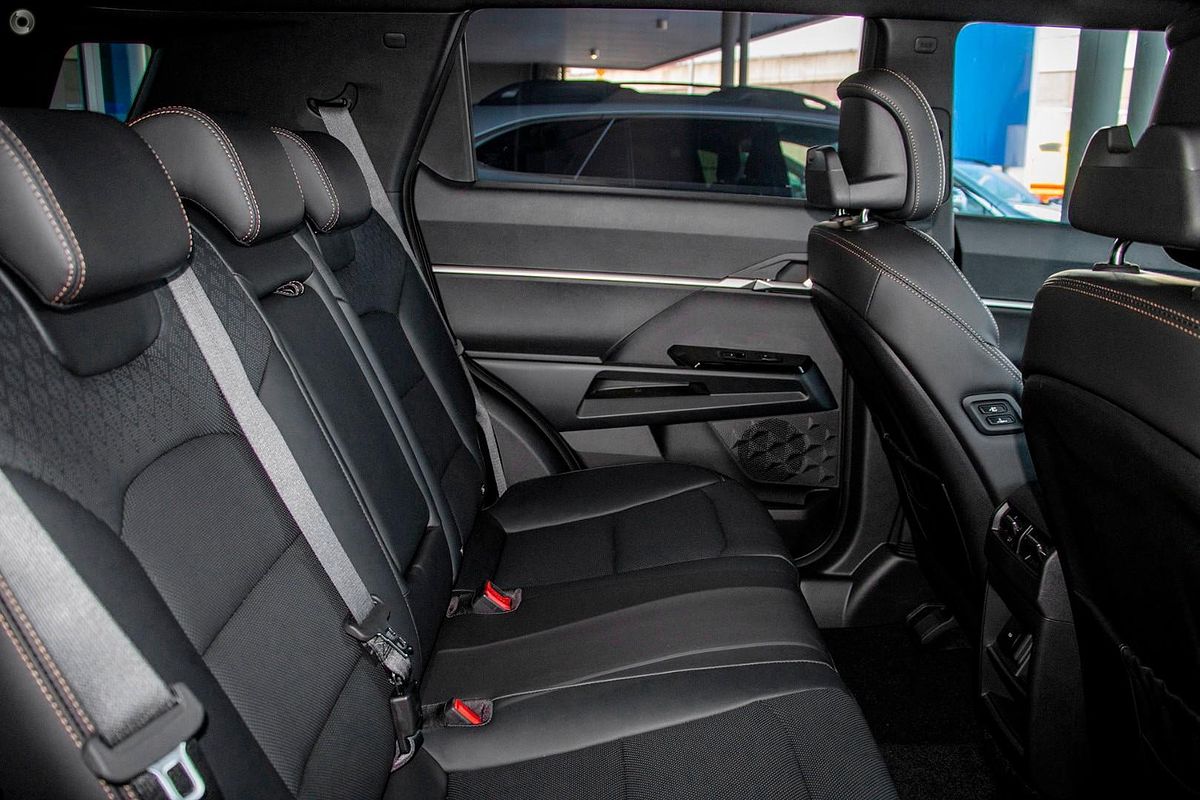 2024 KGM SsangYong Torres Ultimate J116