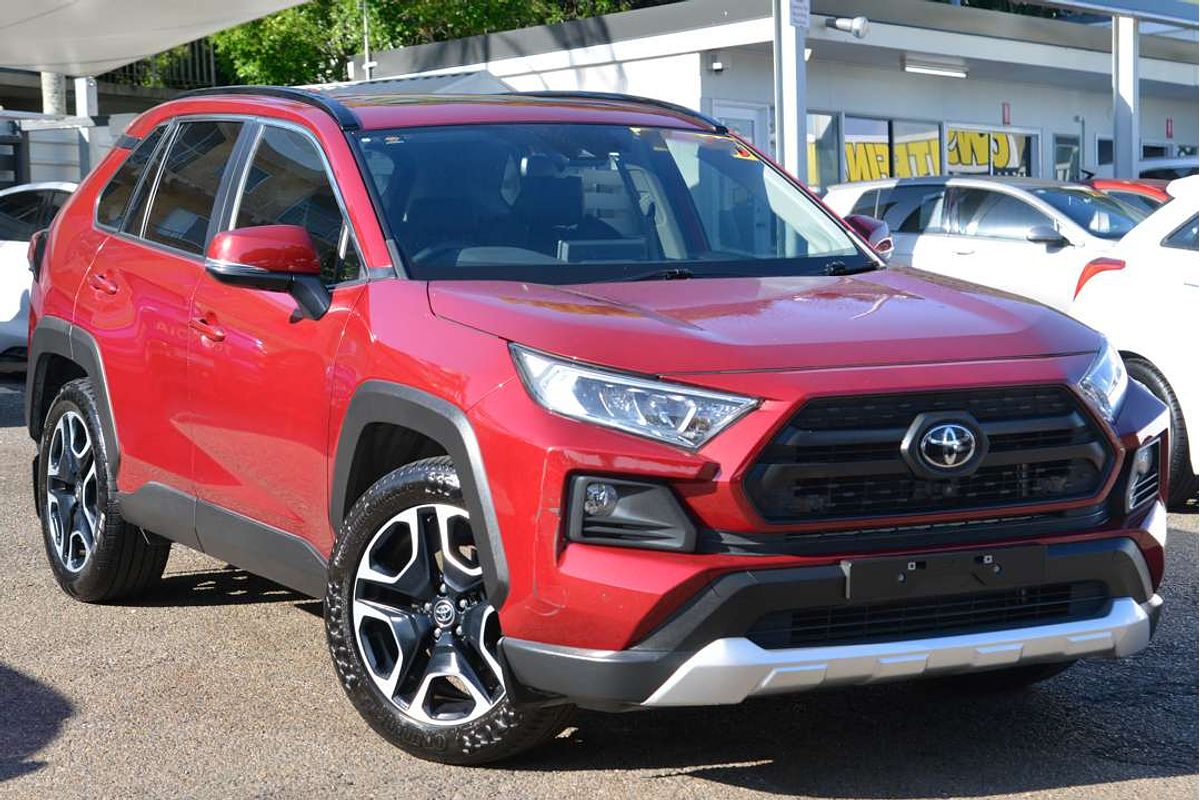 2020 Toyota RAV4 Edge AXAA54R