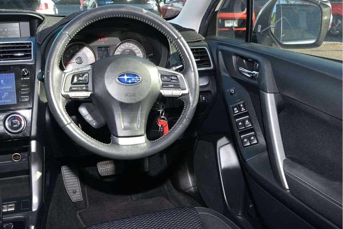 2015 Subaru FORESTER 2.5i-L S4