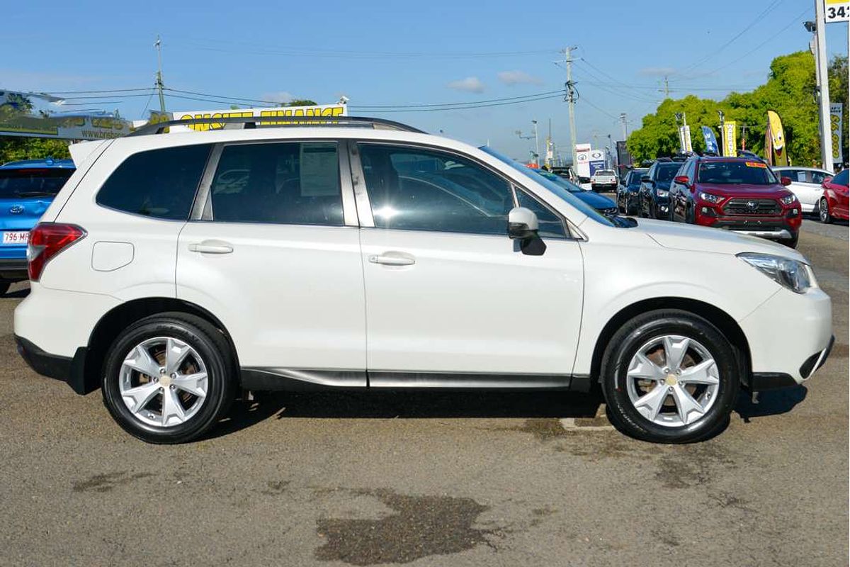 2015 Subaru FORESTER 2.5i-L S4