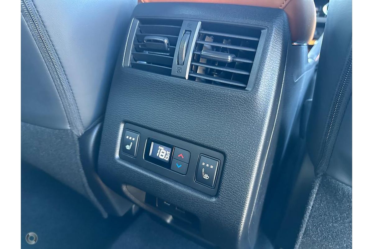 2024 Mitsubishi Outlander PHEV Exceed Tourer ZM