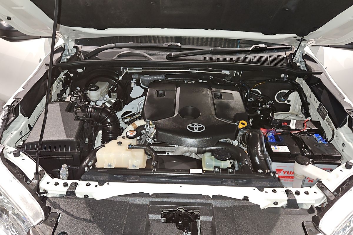 2021 Toyota Hilux SR GUN126R 4X4