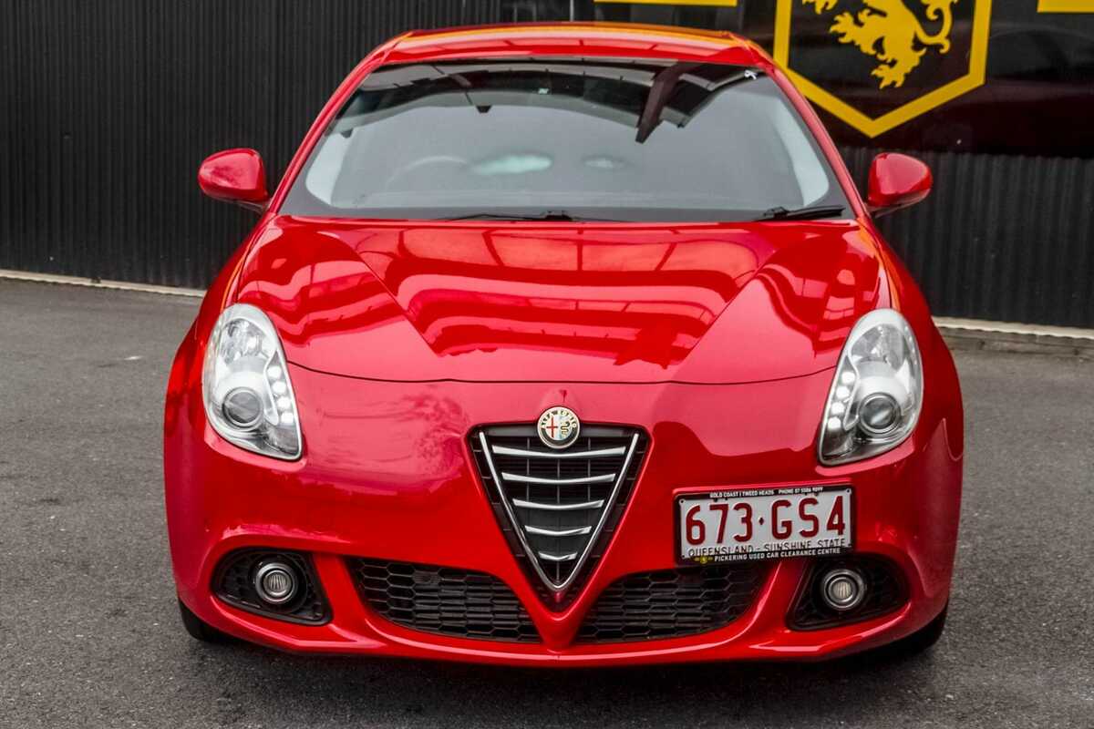 2015 Alfa Romeo Giulietta Distinctive Series 1