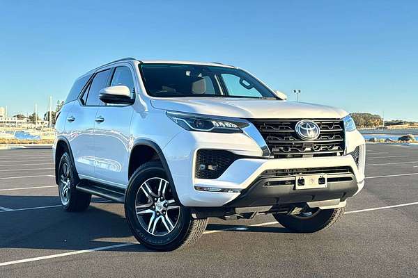 2023 Toyota Fortuner GXL GUN156R
