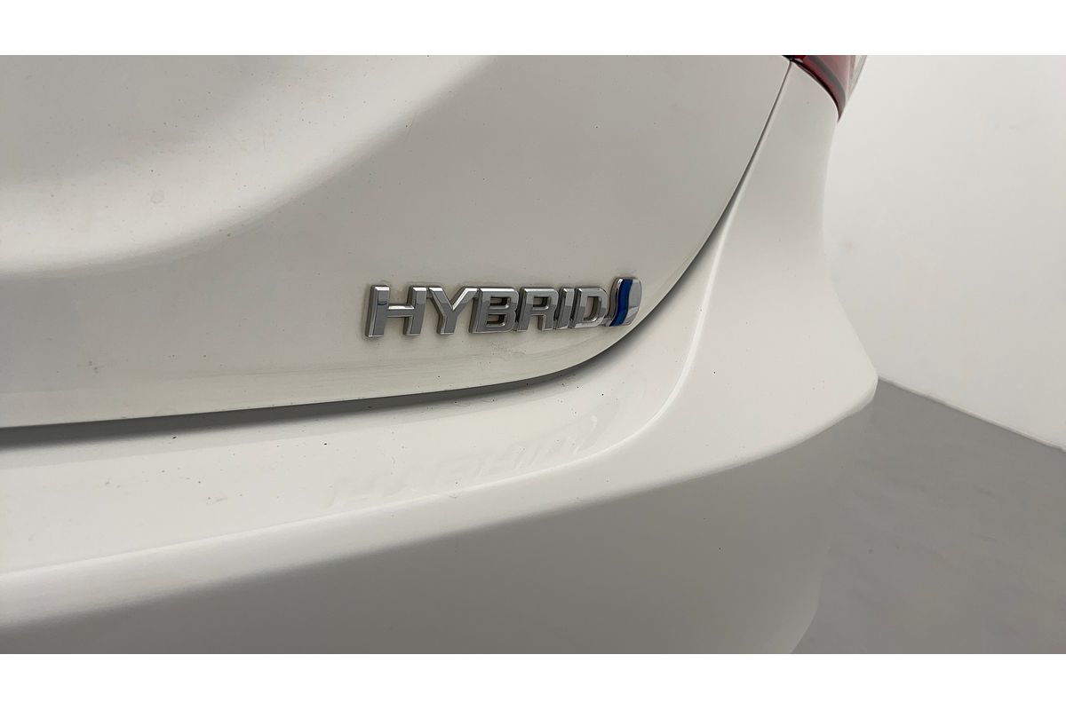 2018 Toyota Camry Ascent AXVH71R