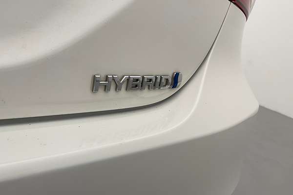 2018 Toyota Camry Ascent AXVH71R