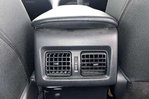 2018 Toyota Camry Ascent AXVH71R