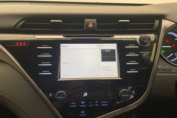 2018 Toyota Camry Ascent AXVH71R