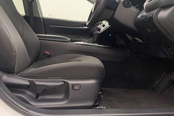 2018 Toyota Camry Ascent AXVH71R