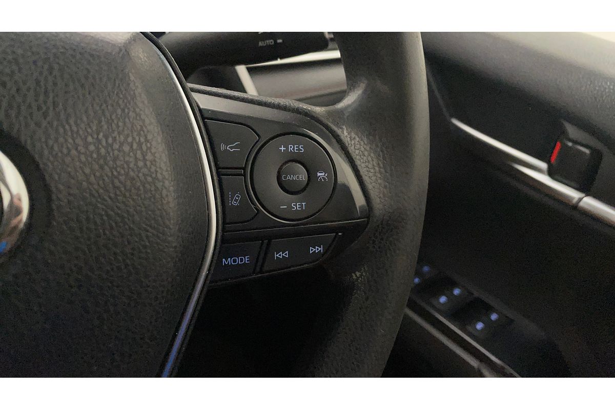 2018 Toyota Camry Ascent AXVH71R