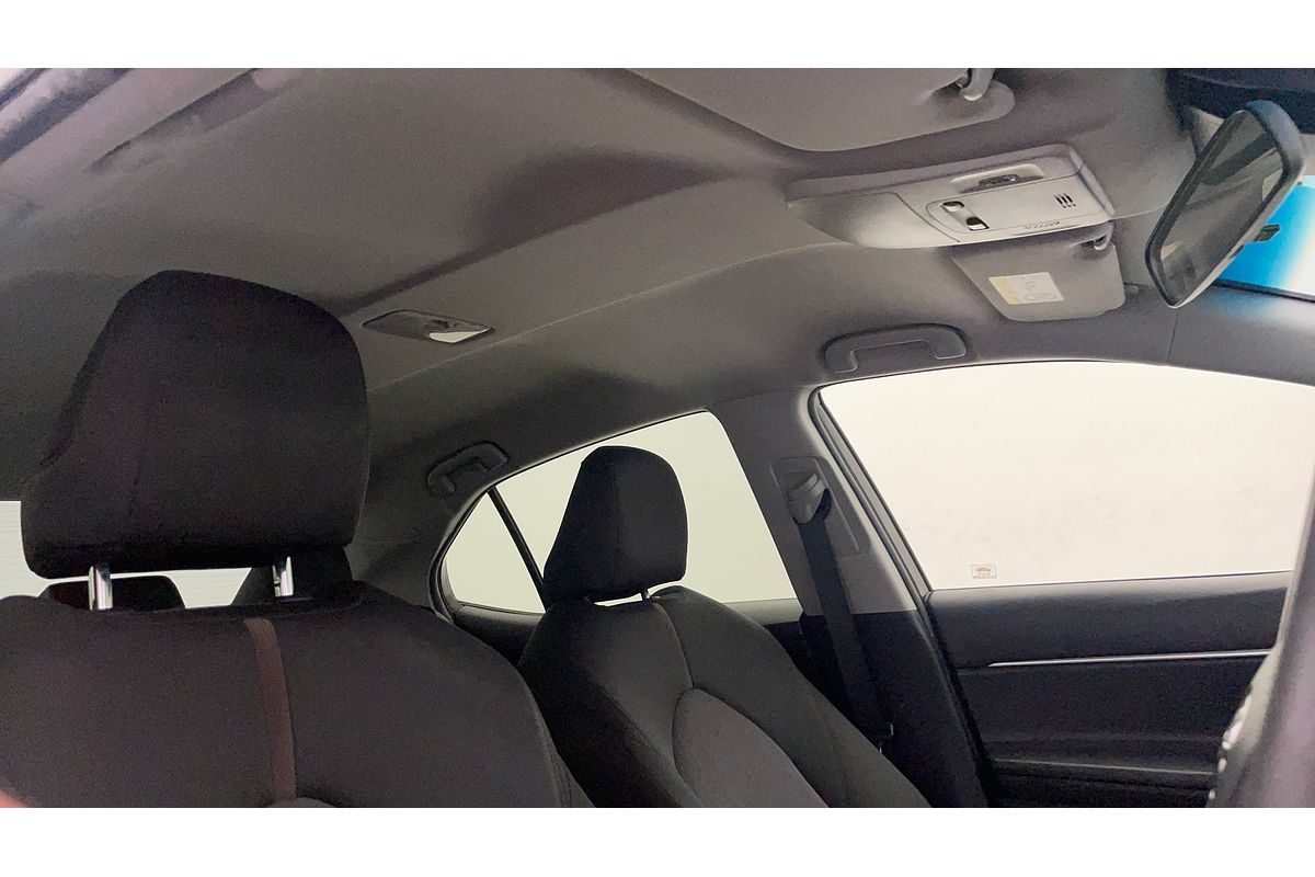 2018 Toyota Camry Ascent AXVH71R