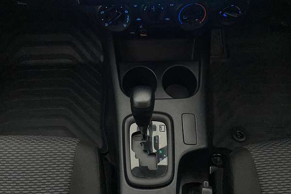 2024 Toyota Hilux Workmate GUN125R 4X4