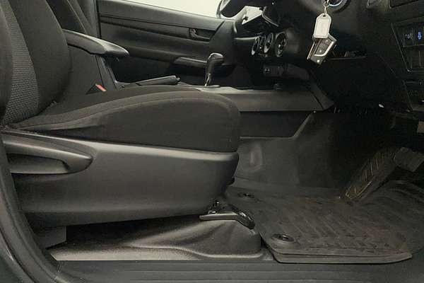 2024 Toyota Hilux Workmate GUN125R 4X4
