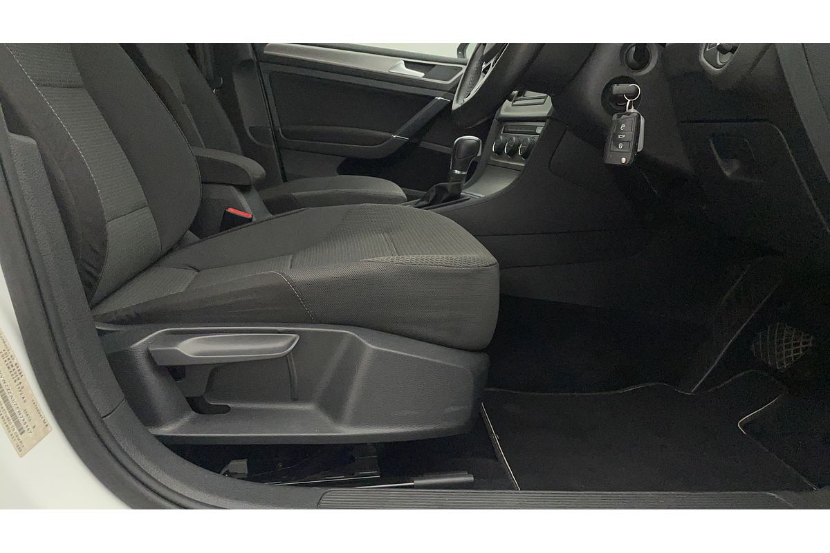 2015 Volkswagen Golf 90TSI Comfortline 7