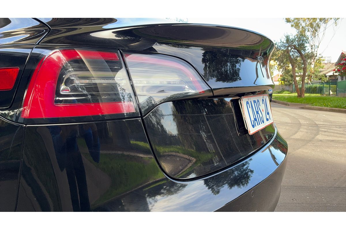 2021 Tesla Model 3 Standard Range Plus