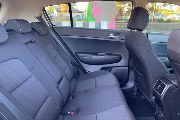 2020 Kia Sportage S QL