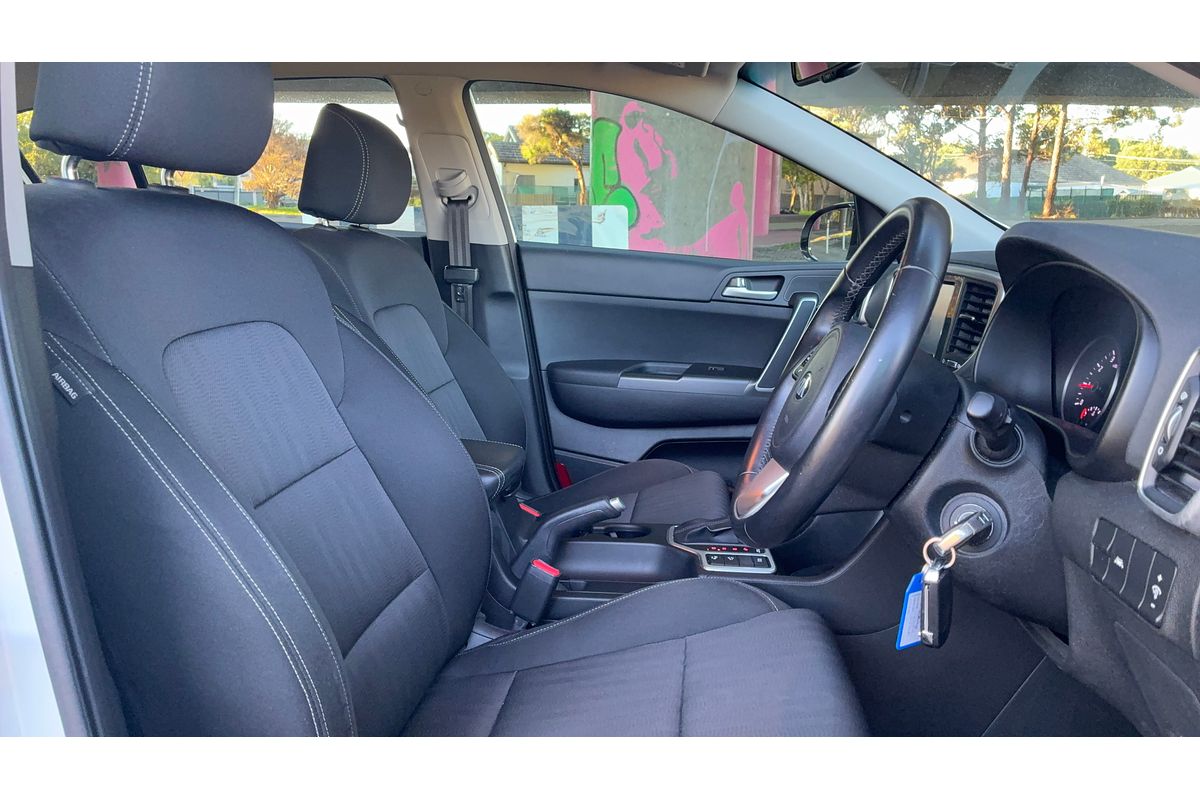 2020 Kia Sportage S QL